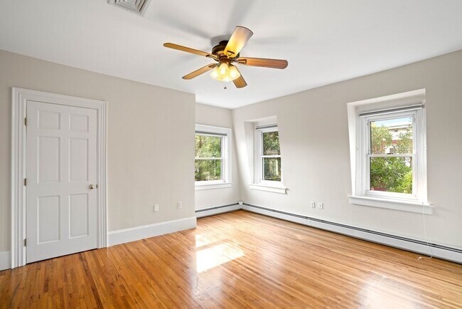 Building Photo - 7 Albion Pl