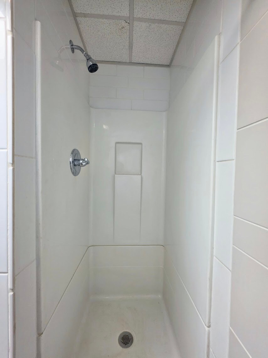 Building Photo - 150 Fruitville Pike