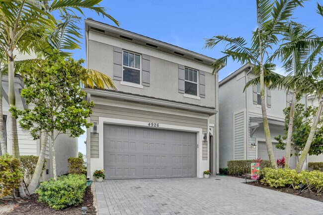 Building Photo - 4926 NW 48th Terrace