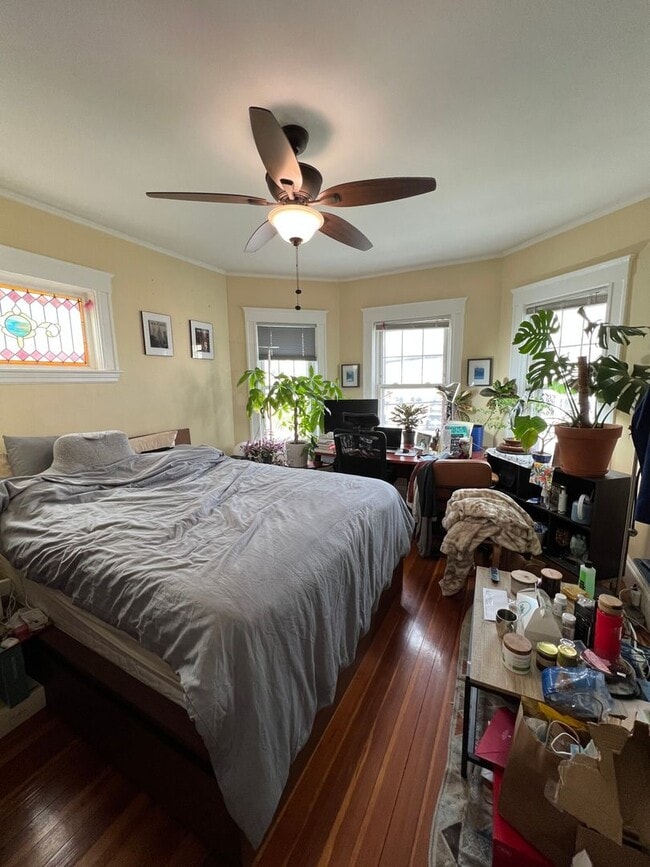 Building Photo - 340 Beacon St