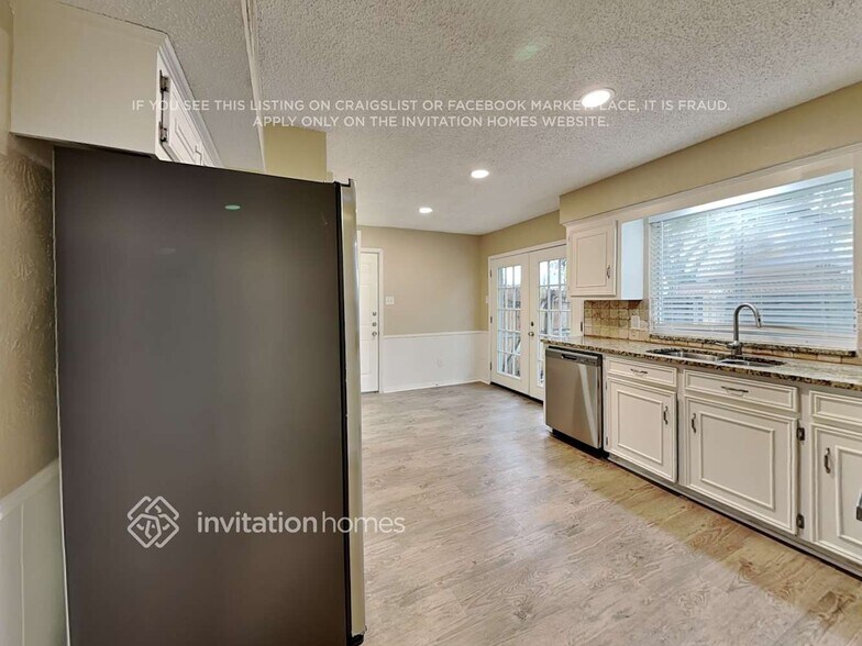 Building Photo - 24 Lakewood Dr