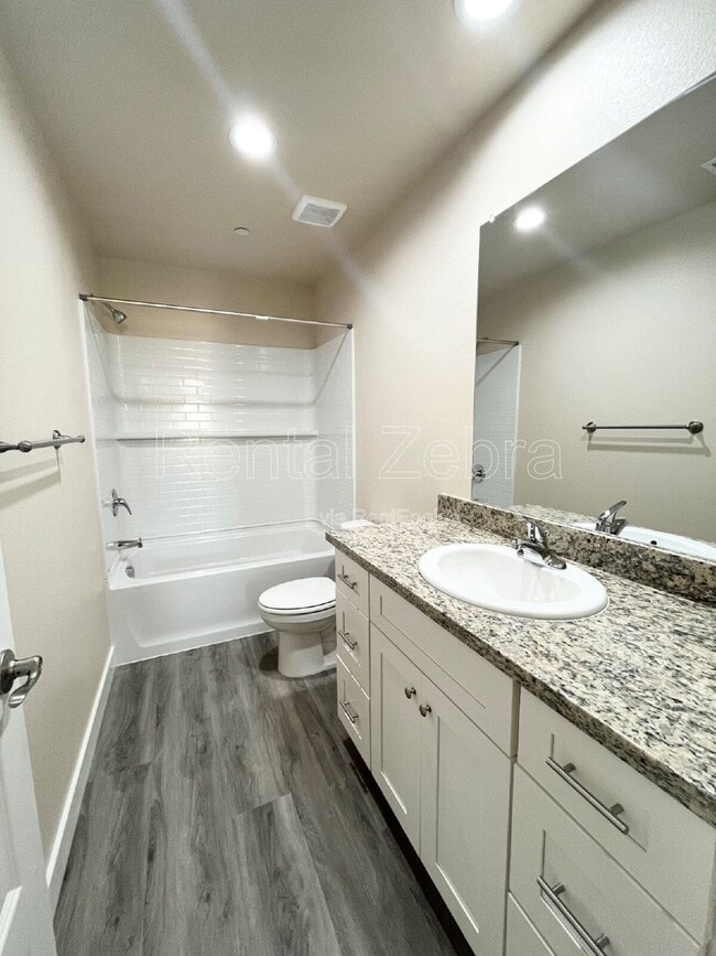 Building Photo - 1353 Carlsbad Dr