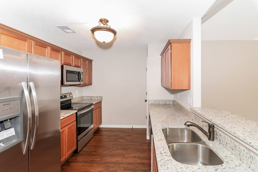 Building Photo - 1087 Darren Cir E