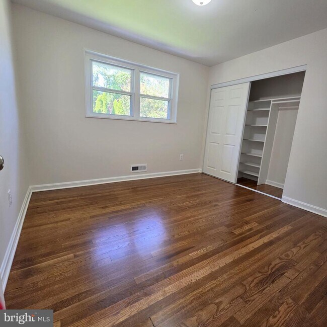 Building Photo - 13114 Bluhill Rd