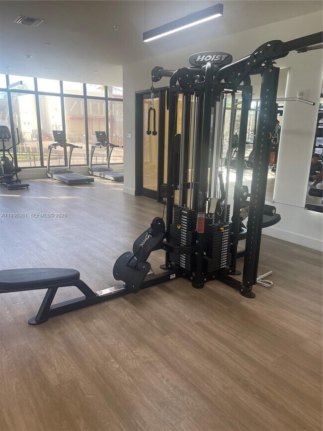 Building Photo - 4465 Griffin Rd