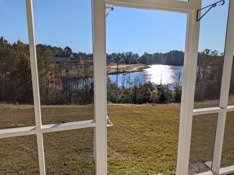 Building Photo - 927 Kensington Park Rd