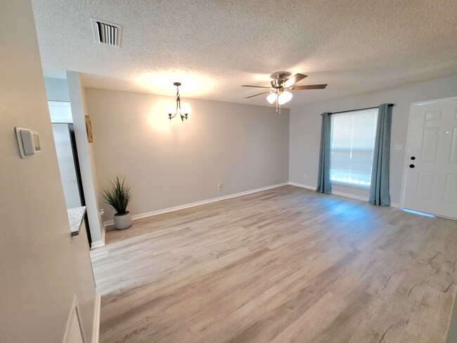 Living room view 1 - 6402 Cooper Ln