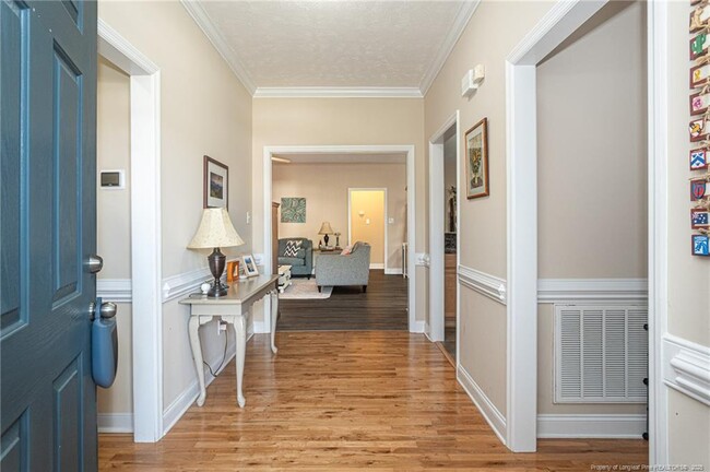 Building Photo - 3024 Metthame Dr