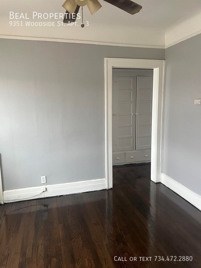 Building Photo - 9351 Woodside St