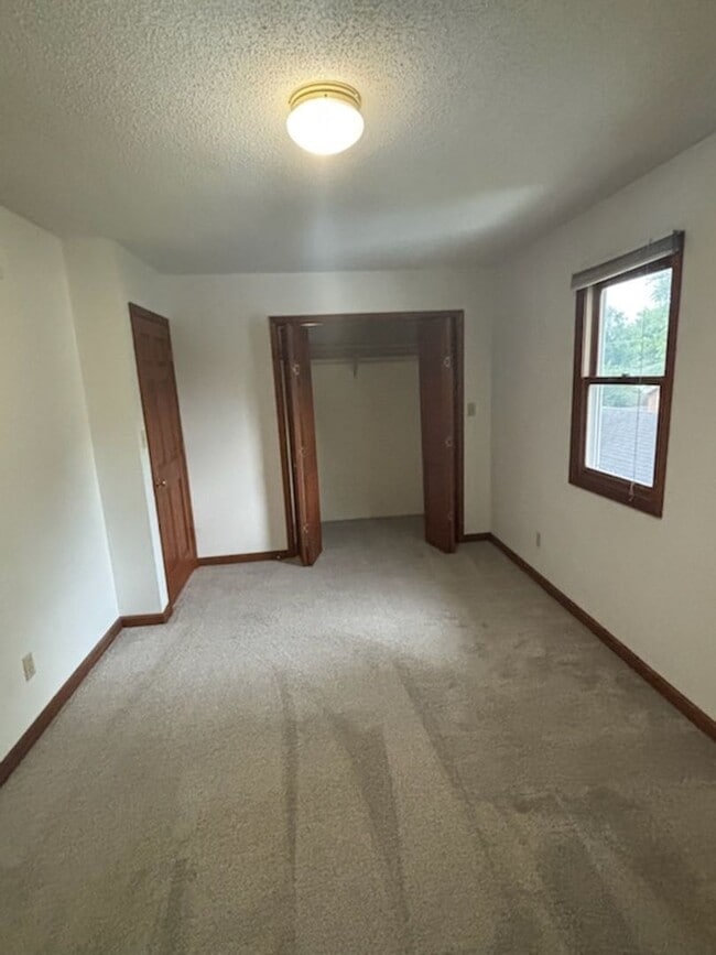 Building Photo - 4816 Pershing Ave