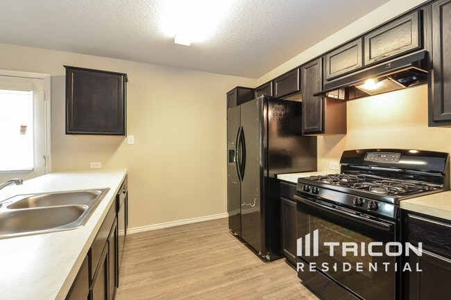 Building Photo - 7422 Summer Blossom Ct
