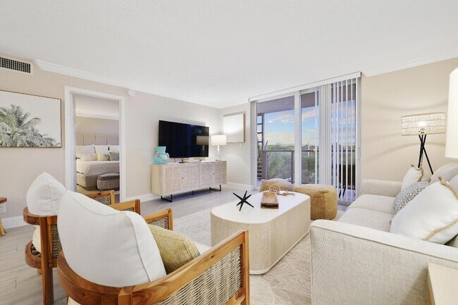 Building Photo - 601 N Ocean Blvd