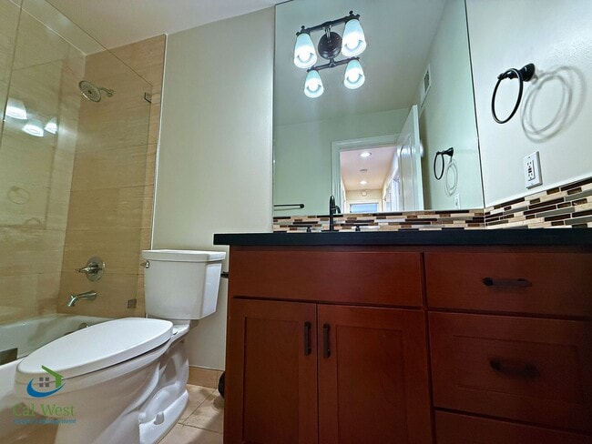 Building Photo - $5295 - 4 Bed/2 Bath Remodeled Home in Santa Clara