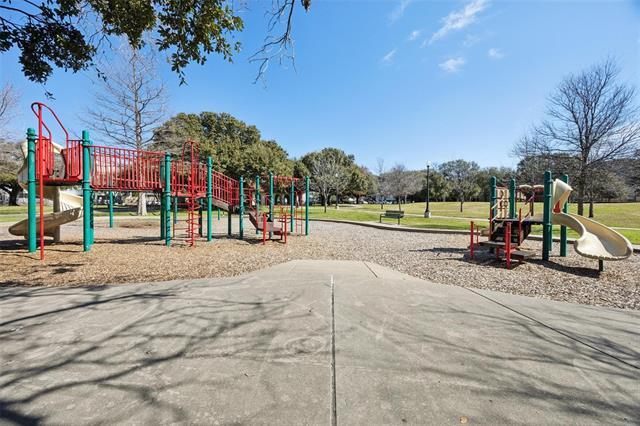 Building Photo - 4021 Cole Ave