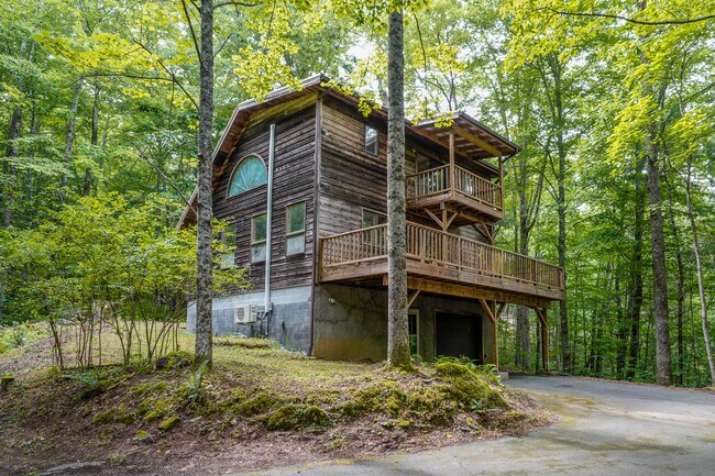 Building Photo - 480 Wingfield Way