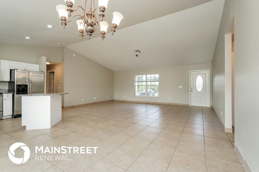 Building Photo - 6030 Latimer Ave