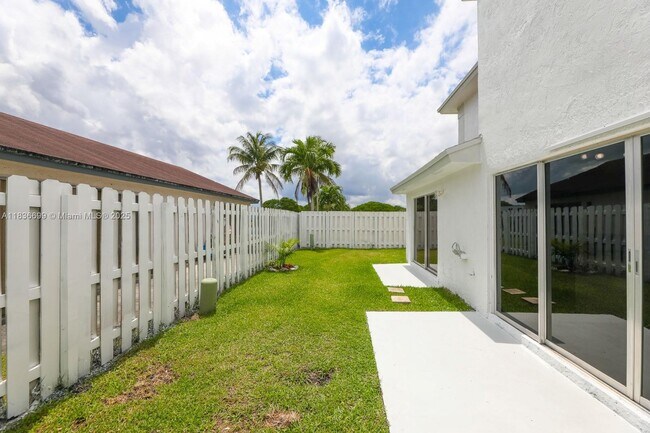 Building Photo - 3749 NW 107th Way