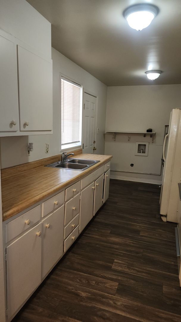 Building Photo - 139