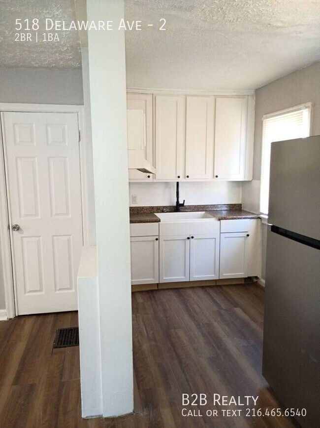 Building Photo - 518 Delaware Ave