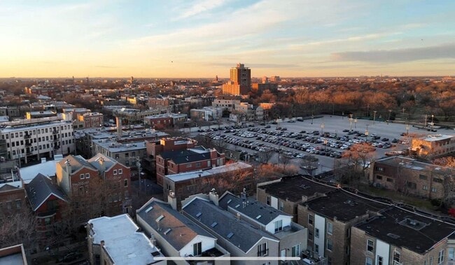 Building Photo - 3745 N Seminary Ave