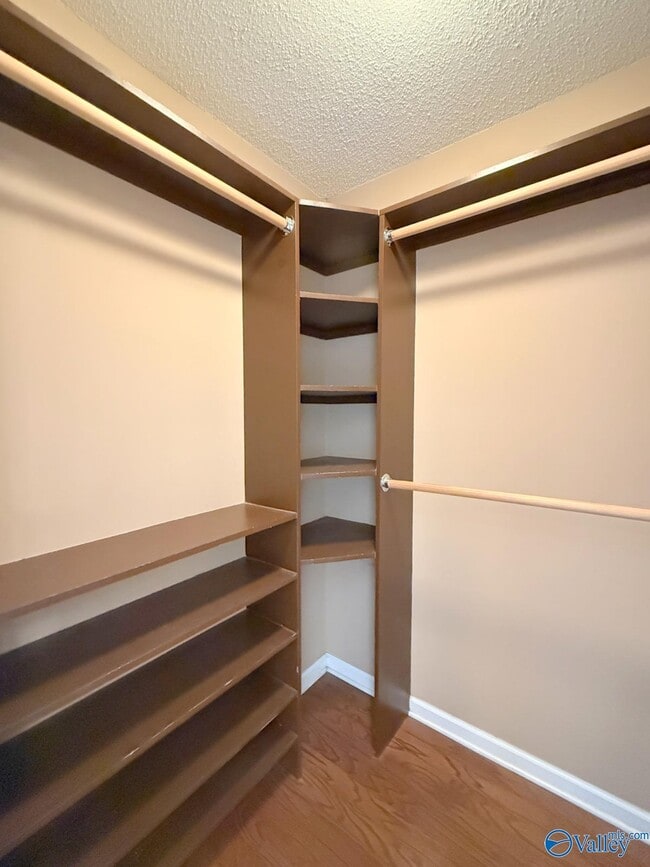 Building Photo - 176 Timber Oak Rd