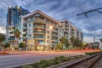 Building Photo - 912 Channelside Dr