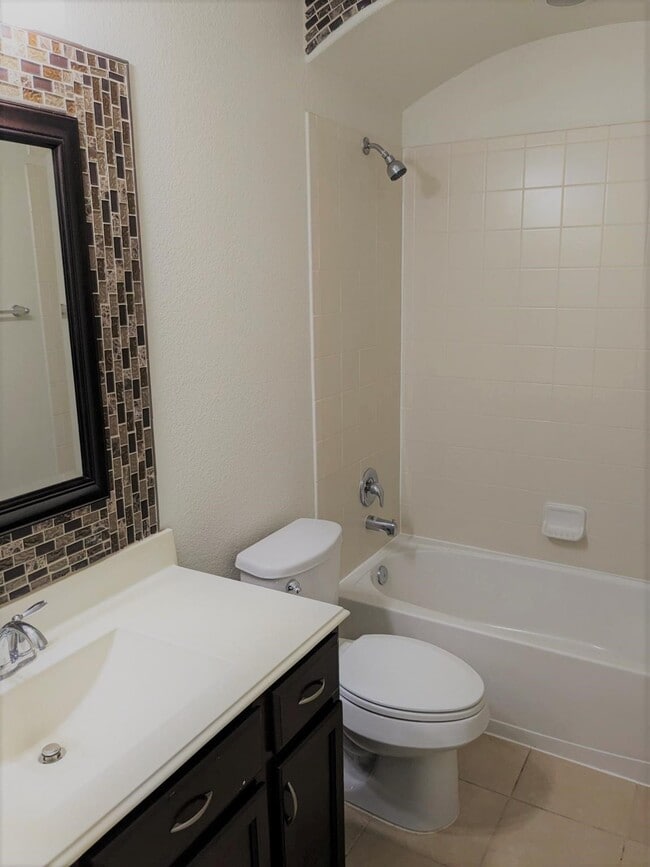 Building Photo - 18507 Magnolia Dell Dr