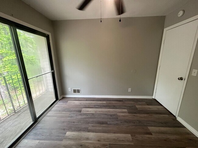 Building Photo - 240-26 Jamil Road, Columbia, SC 29210