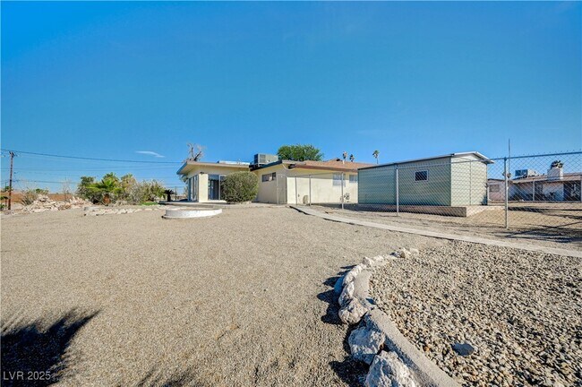 Building Photo - 3504 Pioneer Cir