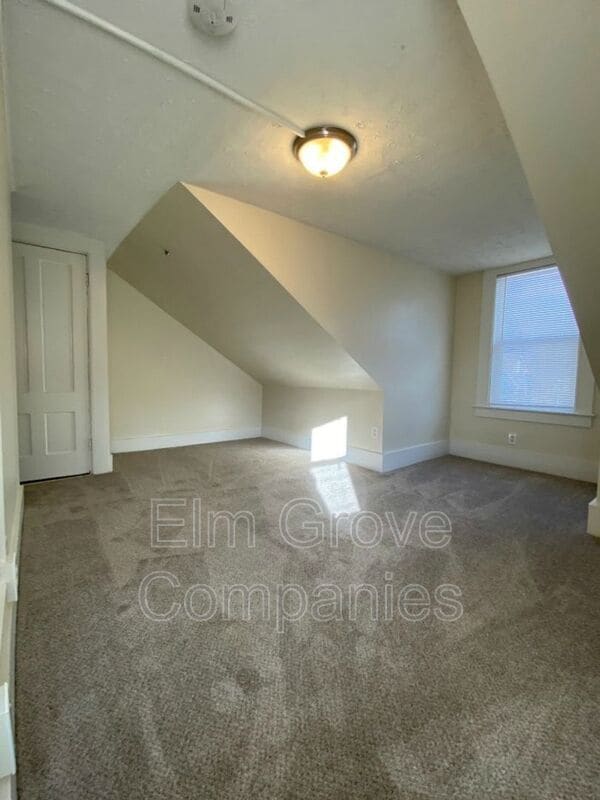Building Photo - 58 Pennacook St