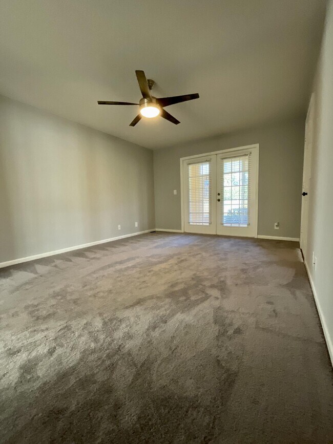 Building Photo - 7954 Stirling Bridge Blvd S