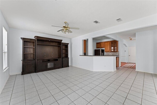 Building Photo - 3623 Fallen Palms Ct