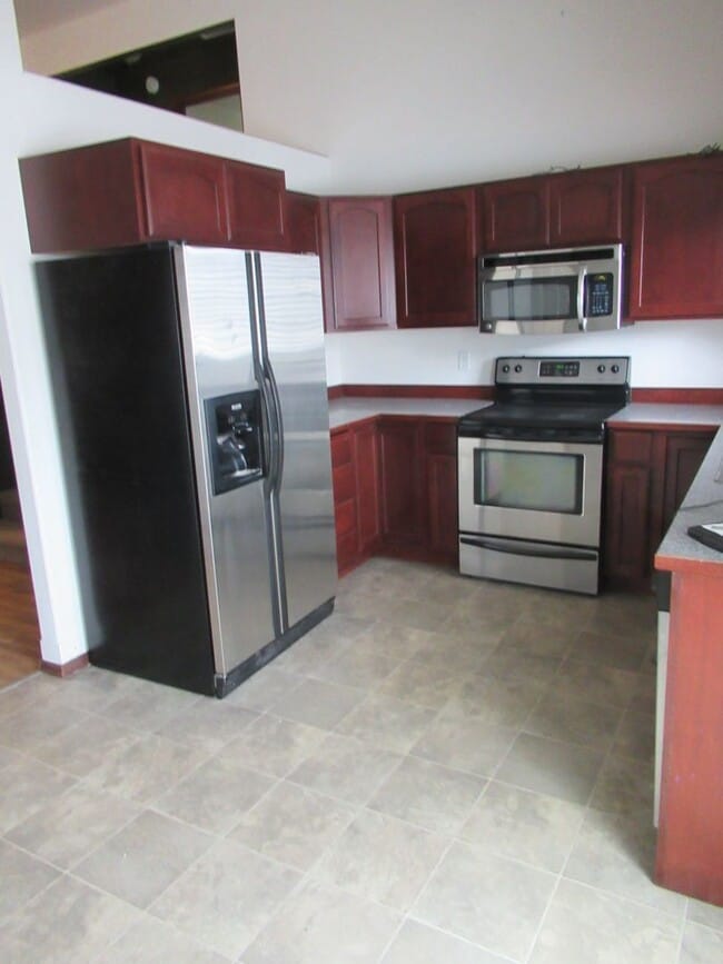 Building Photo - 6700 N Harris Hawk Ln
