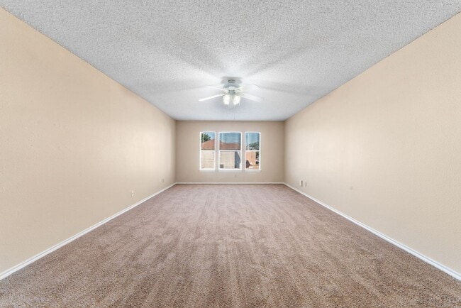 Building Photo - 7038 Cole Creek Dr