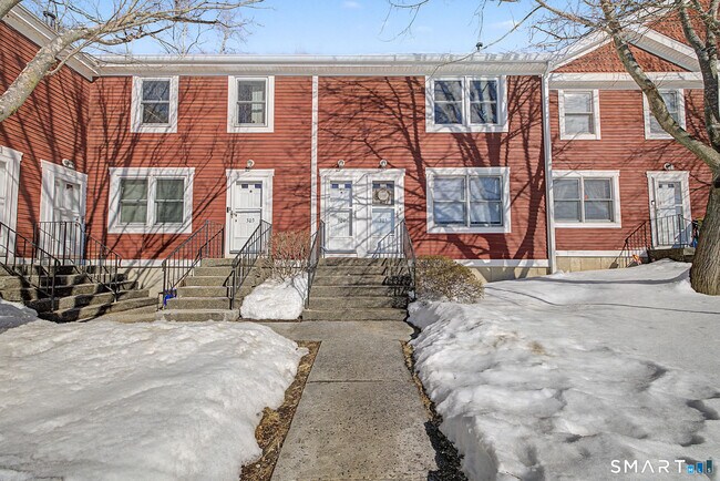 Building Photo - 7 Dean St