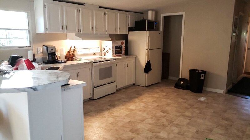 Building Photo - 3738 Vickery Dr