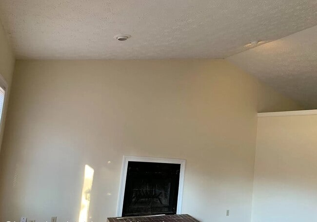 Building Photo - 845/847 Mitchell Bridge Road Duplex