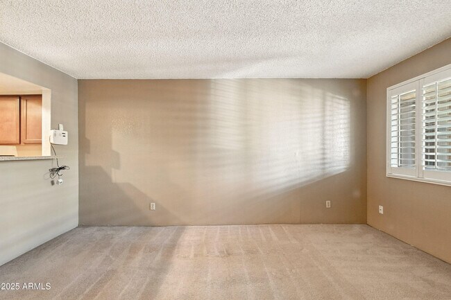 Building Photo - 3601 W Tierra Buena Ln