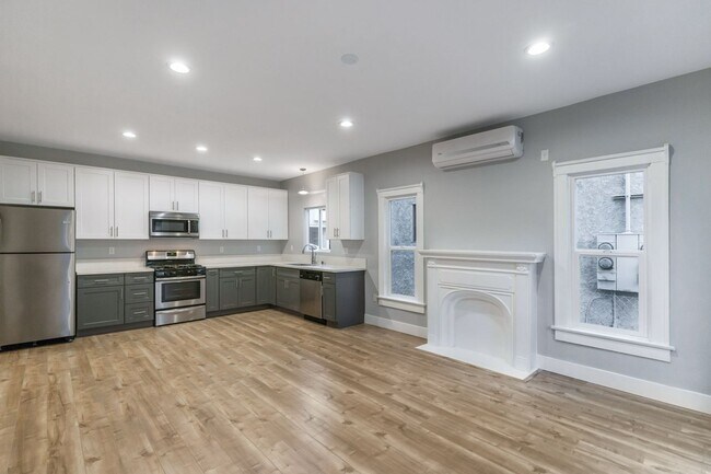 Building Photo - Beautiful 2 bedroom in Echo Park/Silver Lake with parking!