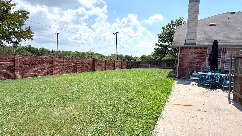 Building Photo - 3132 Coolwood Ln