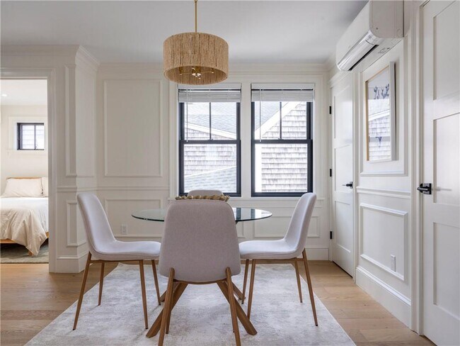 Building Photo - 9-9 Dearborn St