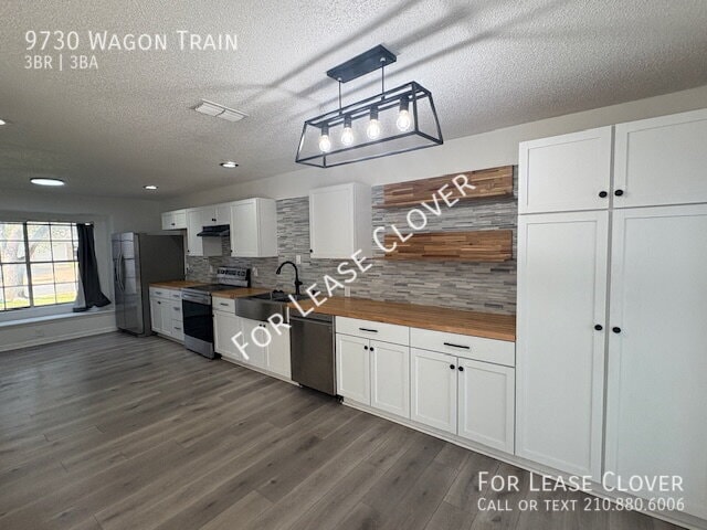 Building Photo - 9730 Wagon Train