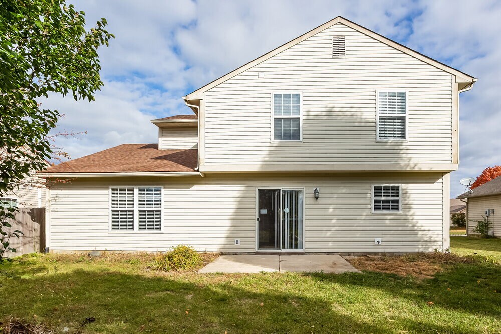 Building Photo - 7633 Scatter Woods Ln