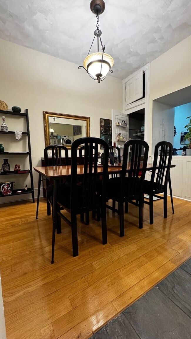 Building Photo - 311 Monastery Pl