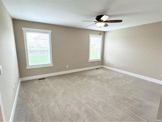 Building Photo - 13221 Hawks View Blvd