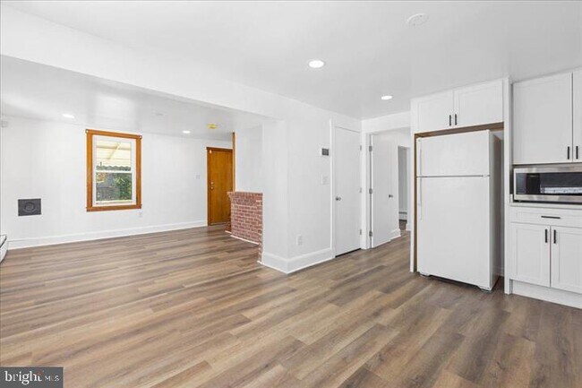 Building Photo - 4709 Linthicum Rd