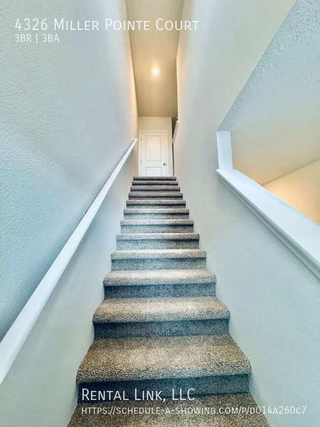 Building Photo - 4326 Miller Pointe Ct