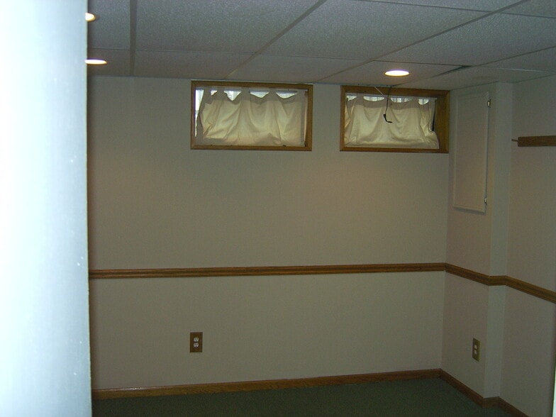 lower level - media/office ect... - 361 Fox Village Ct