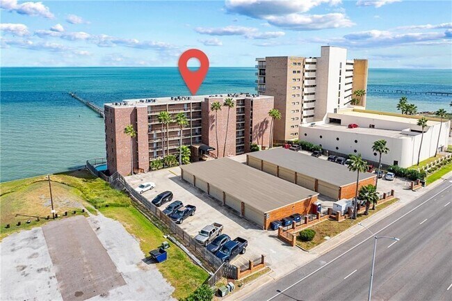 Primary Photo - 4334 Ocean Dive Dr