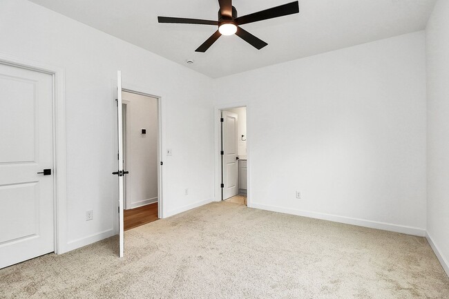 Building Photo - Brand New Two Bedroom Townhouse